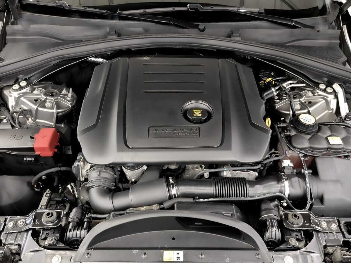 Jaguar F-Pace, 2018 Фото №9