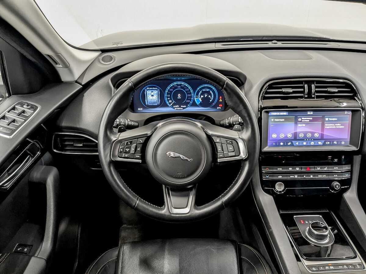 Jaguar F-Pace, 2018 Фото №20