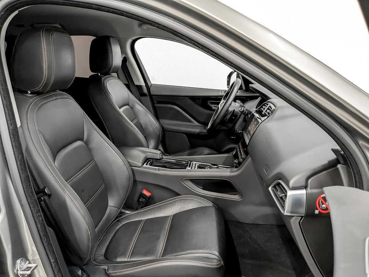 Jaguar F-Pace, 2018 Фото №22