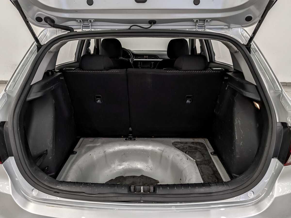 Kia Rio X-Line, 2020 Фото №10