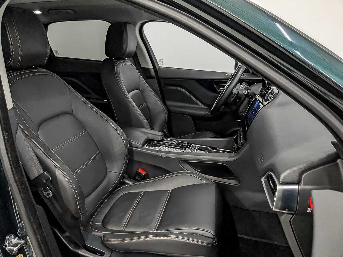 Jaguar F-Pace, 2018 Фото №21