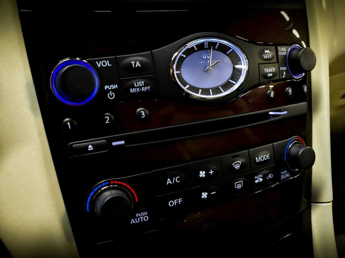 Infiniti QX50, 2015 Фото №16