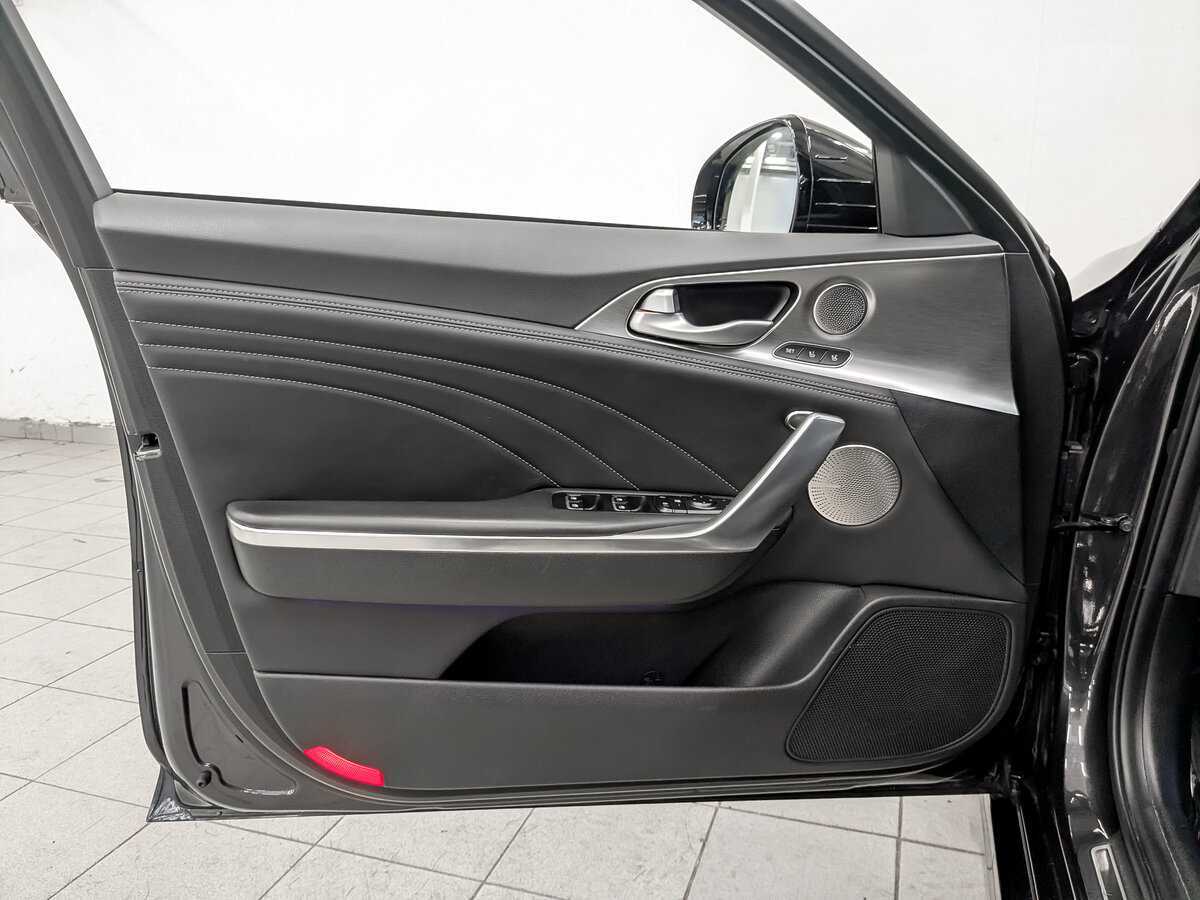 Kia Stinger, 2021 Фото №19