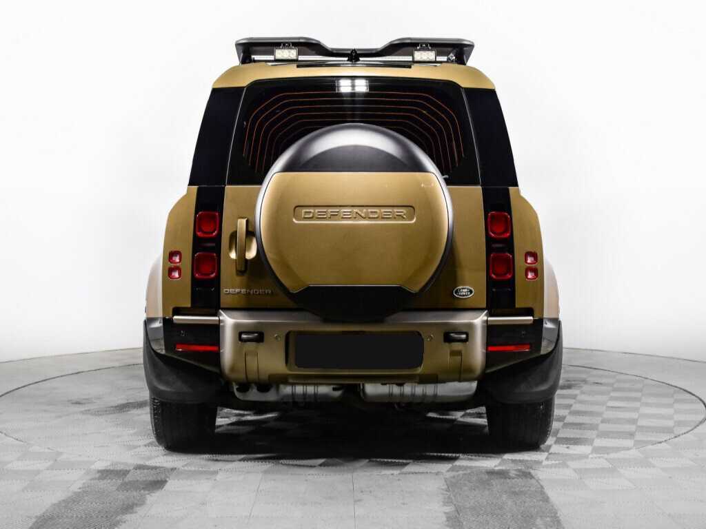 Land Rover Defender 110, 2021 - 61 846 км. | Фото №6