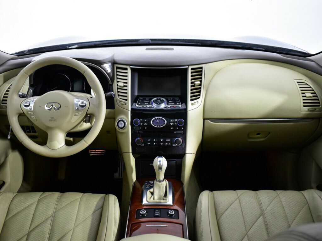 Infiniti FX37, 2011 Фото №12