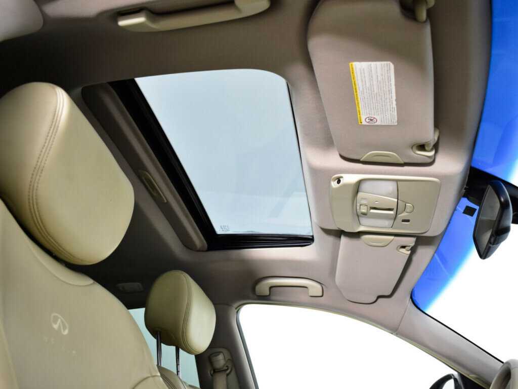 Infiniti FX37, 2011 Фото №13