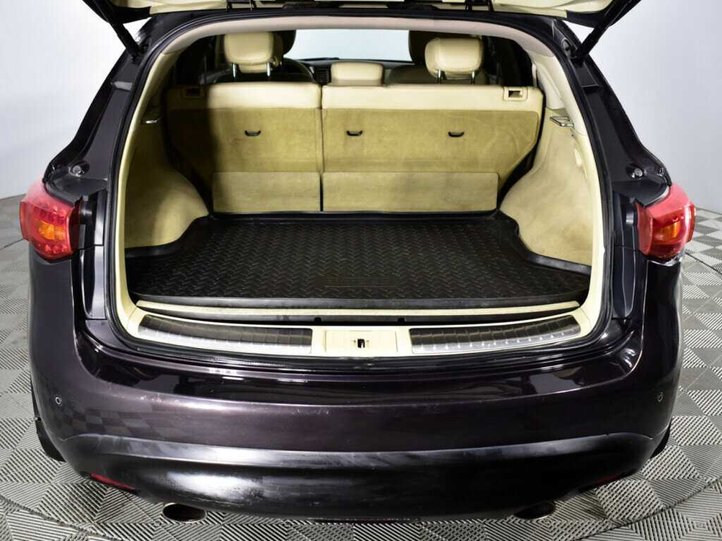 Infiniti FX37, 2011 Фото №19