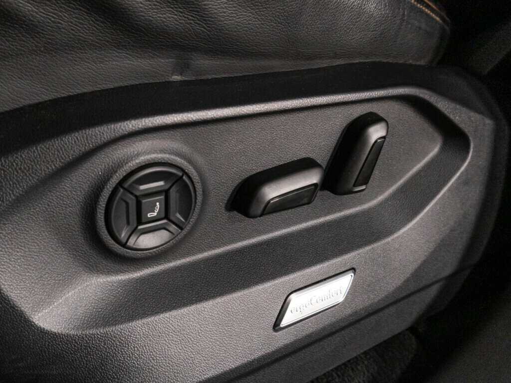 Volkswagen Touareg, 2019 Фото №16