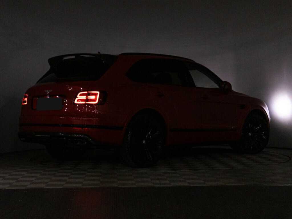 Bentley Bentayga Speed, 2020 Фото №36