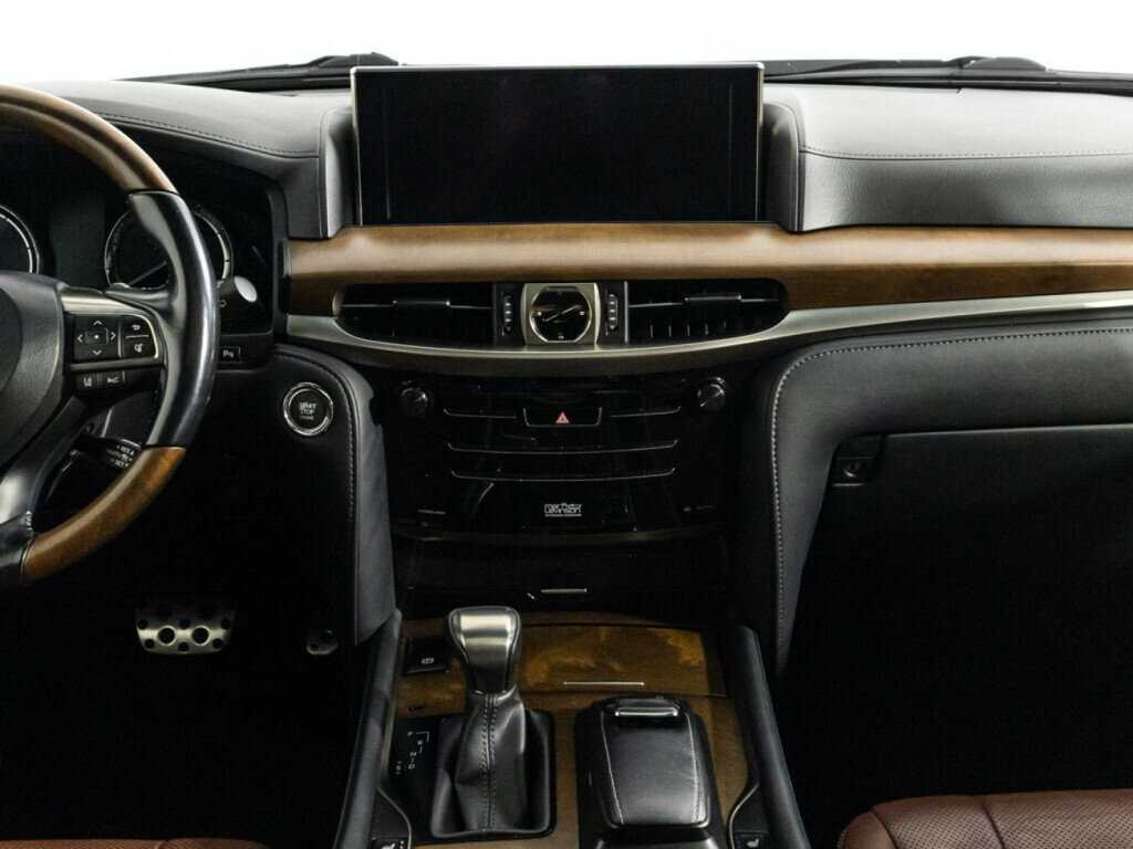 Lexus LX 570, 2018 Фото №14