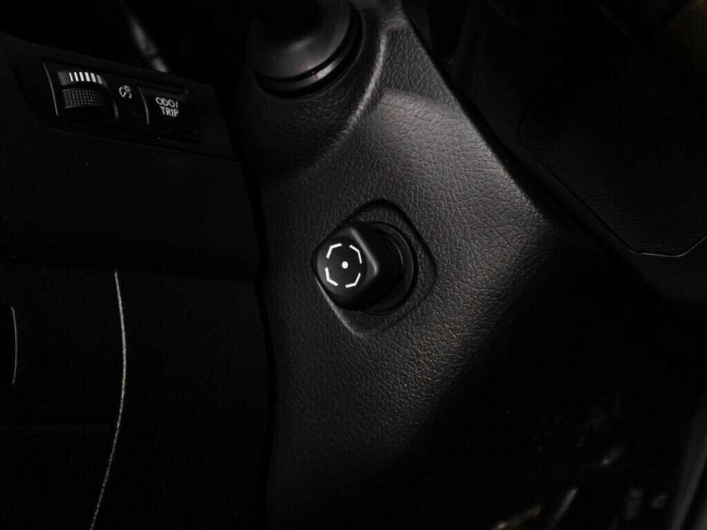 Lexus LX 570, 2018 Фото №26