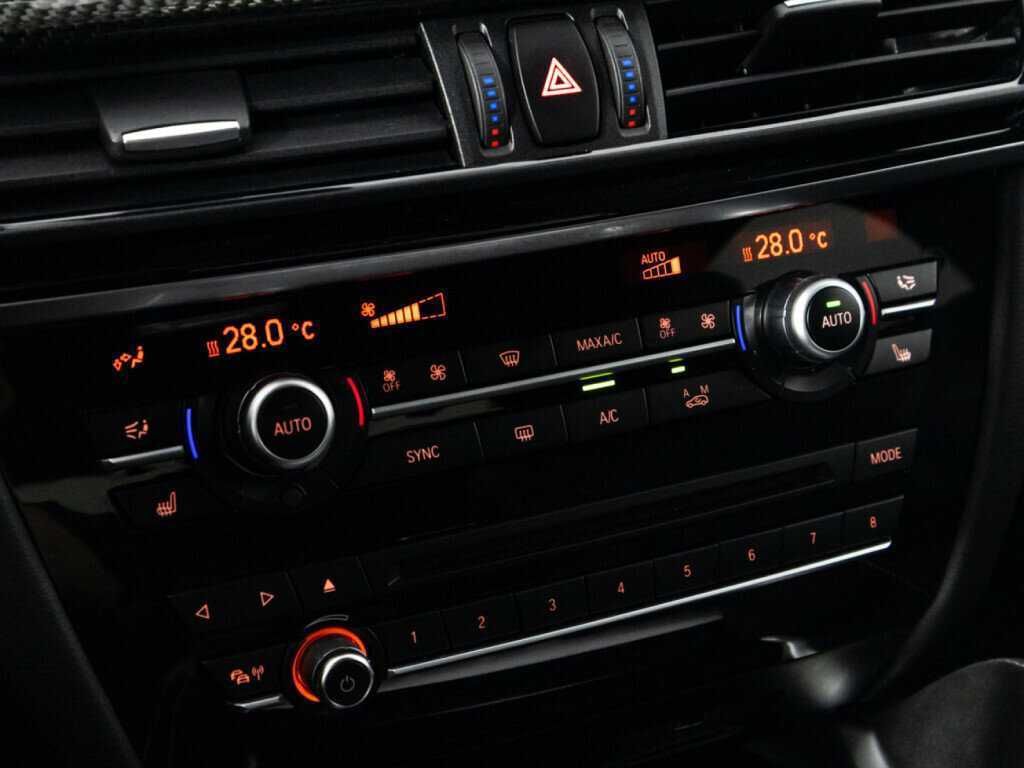 BMW X6 30d, 2018 Фото №19