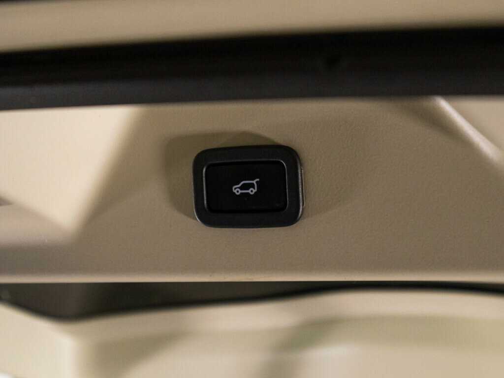 Land Rover Range Rover, 2019 Фото №16