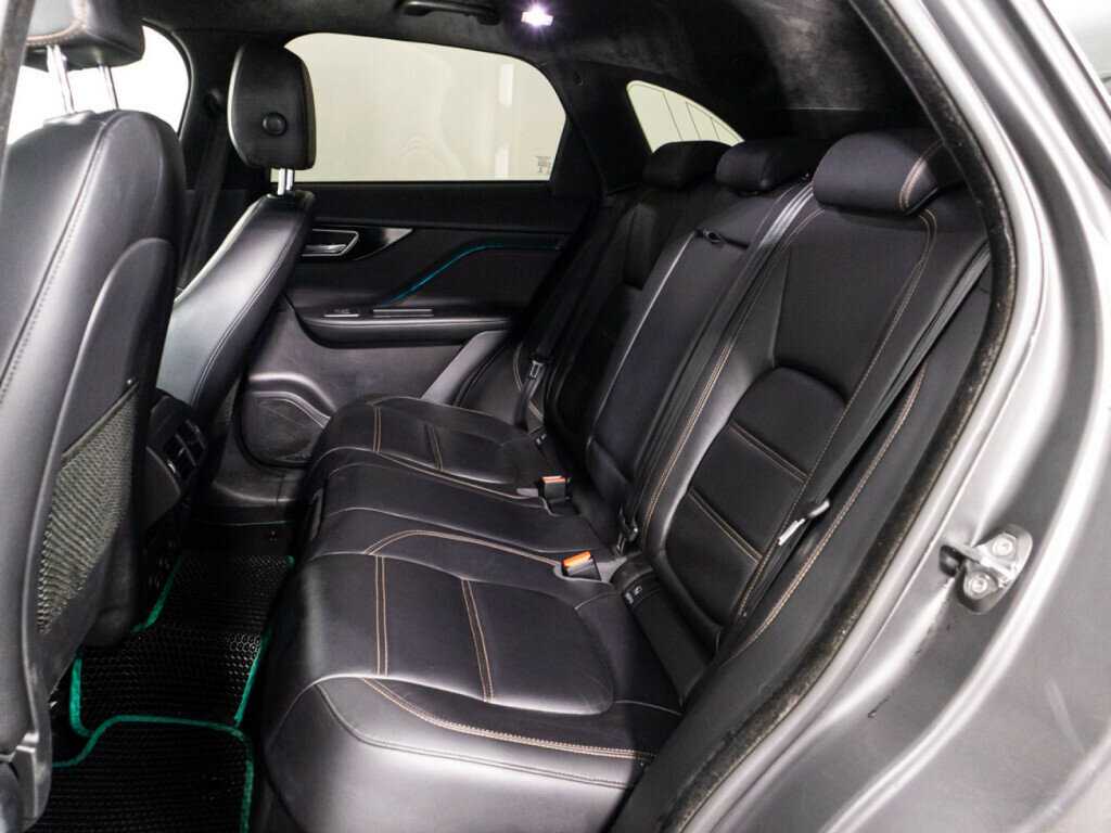Jaguar F-Pace, 2019 Фото №10
