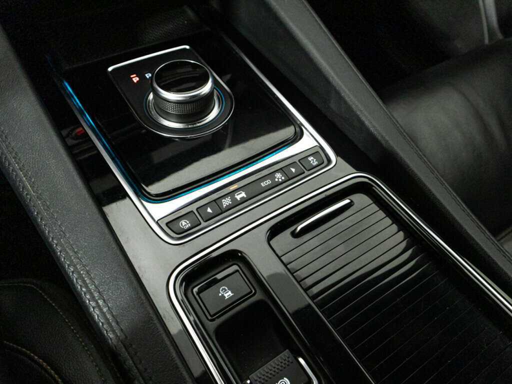 Jaguar F-Pace, 2019 Фото №18