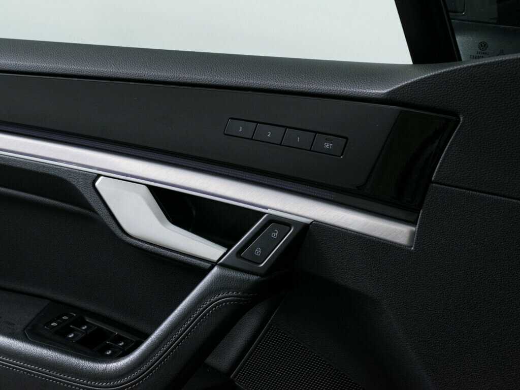 Volkswagen Touareg, 2019 Фото №22