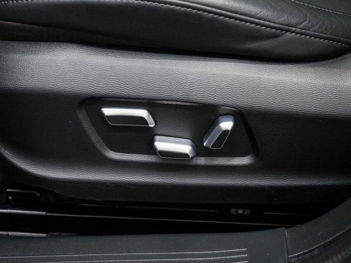 Hongqi H5, 2022 Фото №18