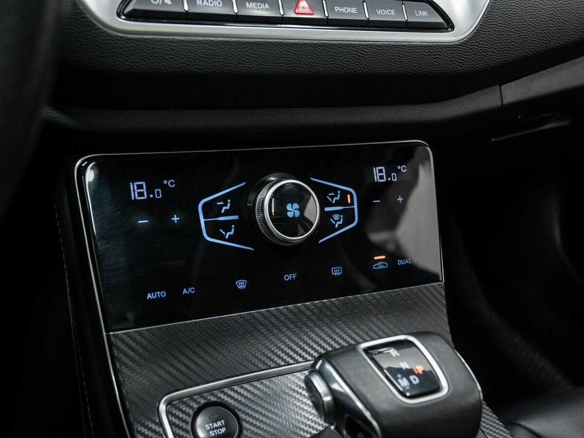 Hongqi H5, 2022 Фото №23