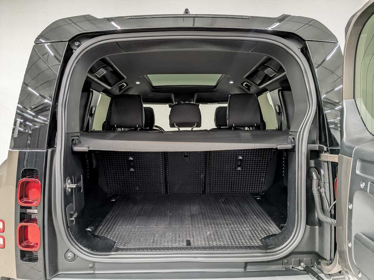 Land Rover Defender 110, 2021 Фото №10