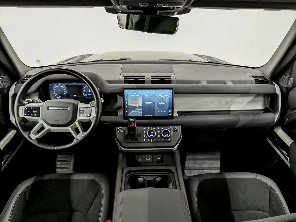 Land Rover Defender 110, 2021 Фото №14