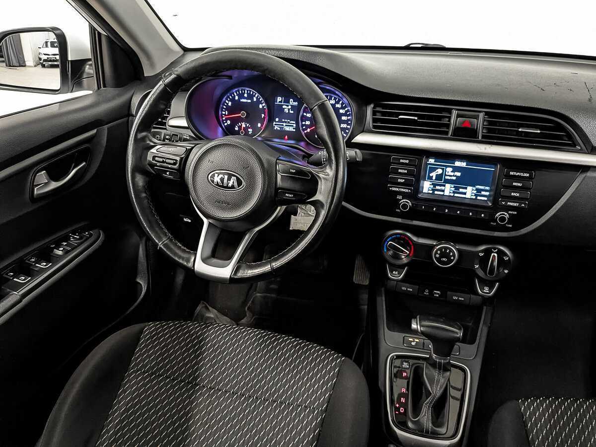 Kia Rio X-Line, 2020 Фото №23