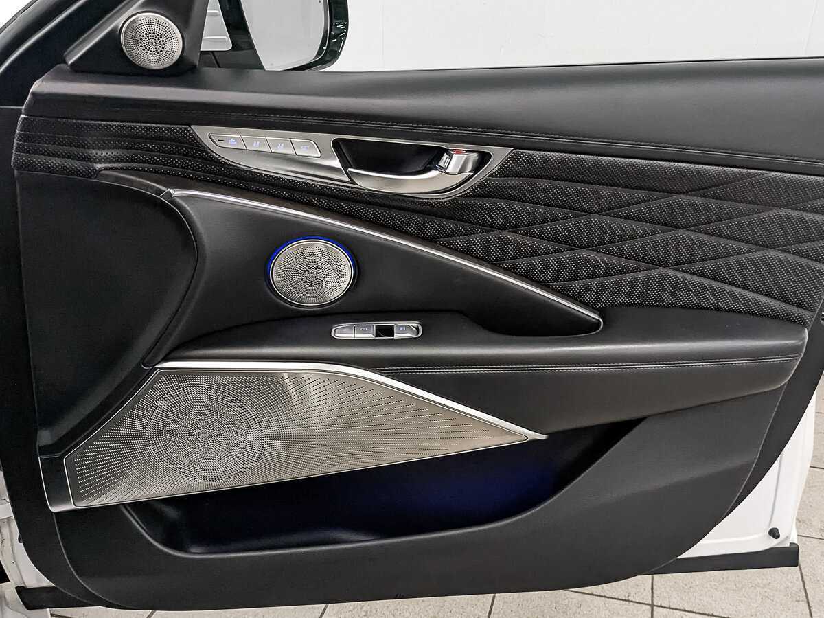 Kia K900, 2019 Фото №22