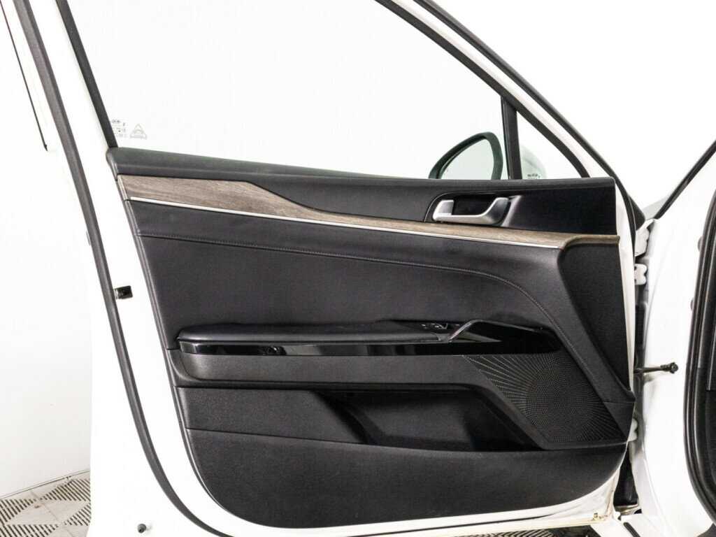 Kia K5, 2021 Фото №24