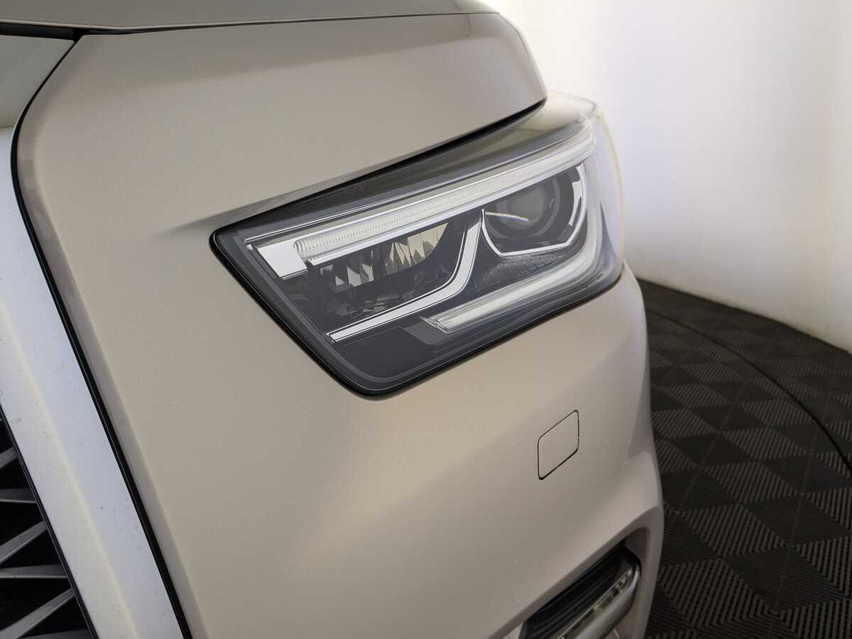 Infiniti QX80, 2018 Фото №11