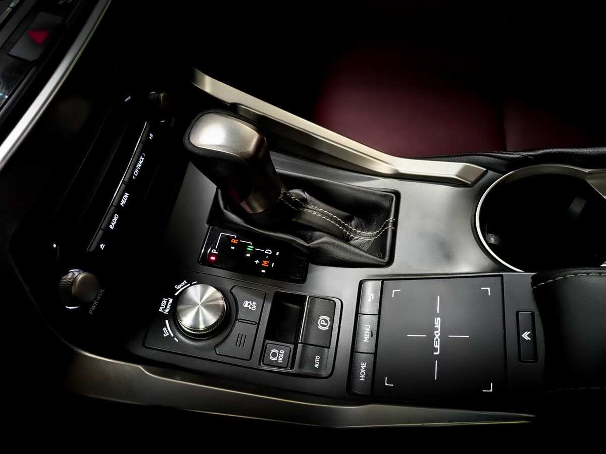 Lexus NX 300, 2018 Фото №30