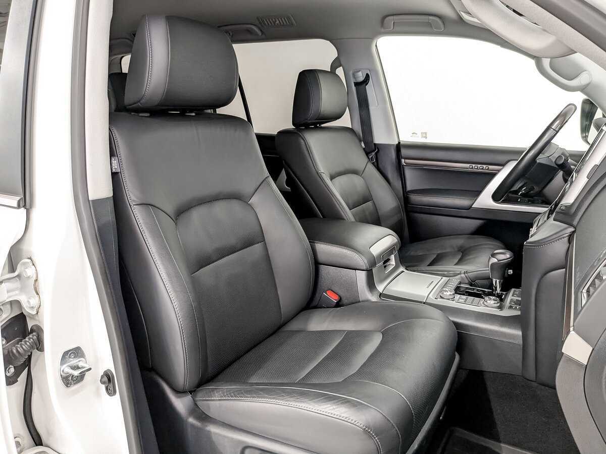 Toyota Land Cruiser, 2020 Фото №24