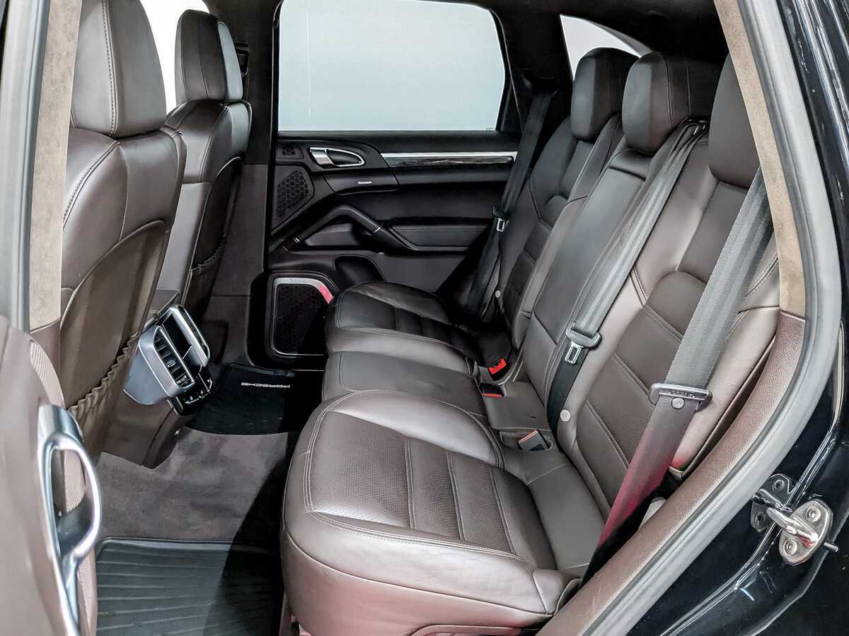 Porsche Cayenne Turbo, 2012 Фото №12