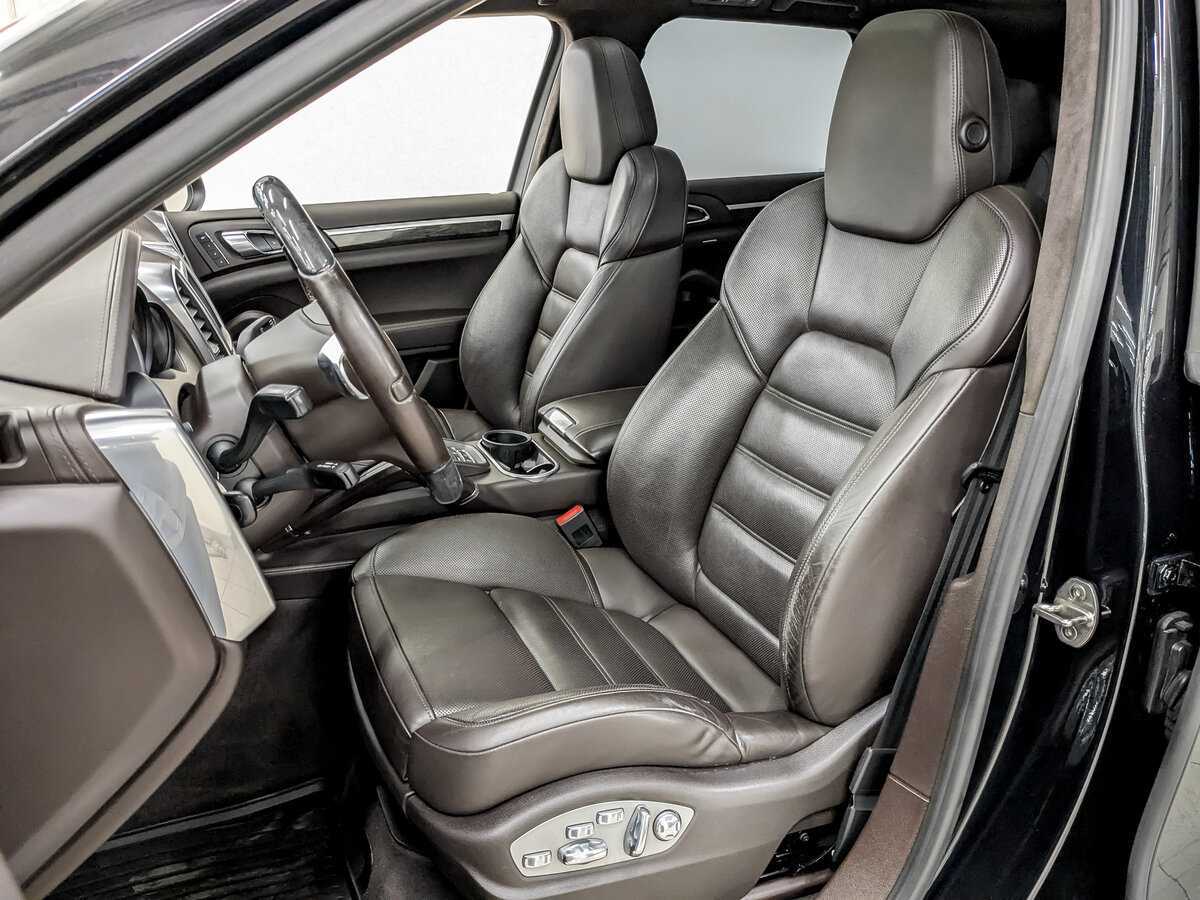 Porsche Cayenne Turbo, 2012 Фото №20