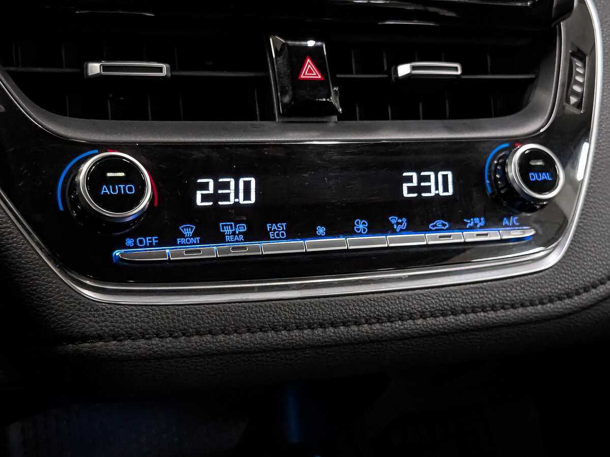 Toyota Corolla, 2019 Фото №21