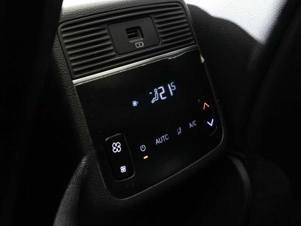 Exeed VX, 2023 Фото №15