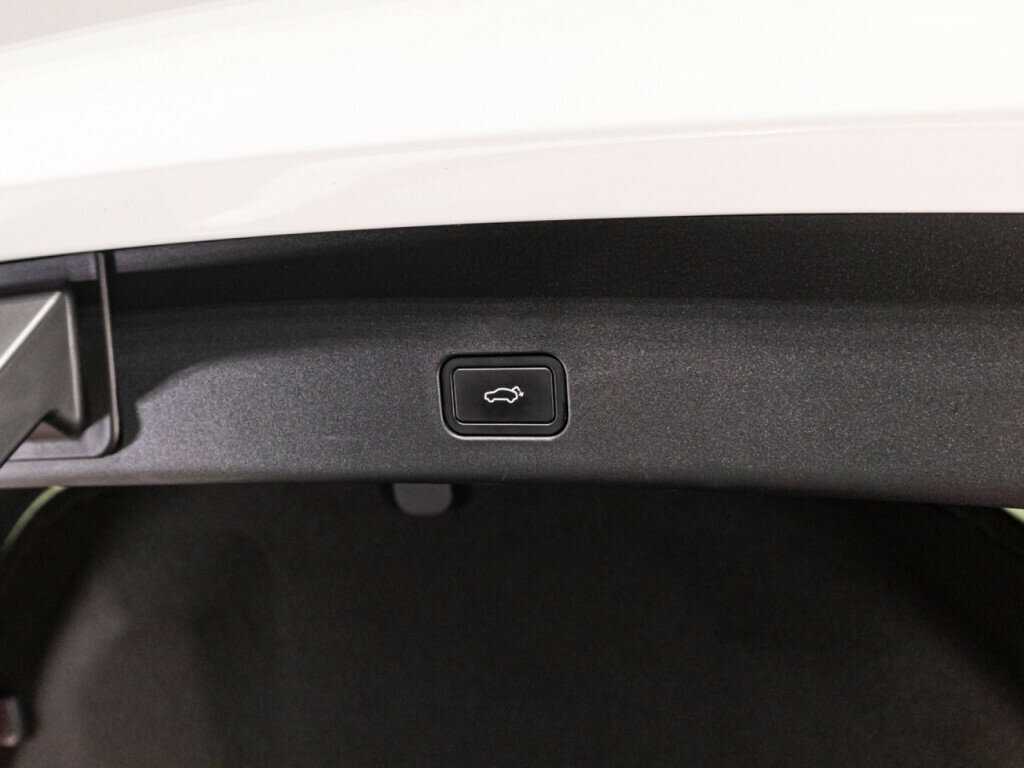 Zeekr 001 100 kWh, 2023 Фото №16