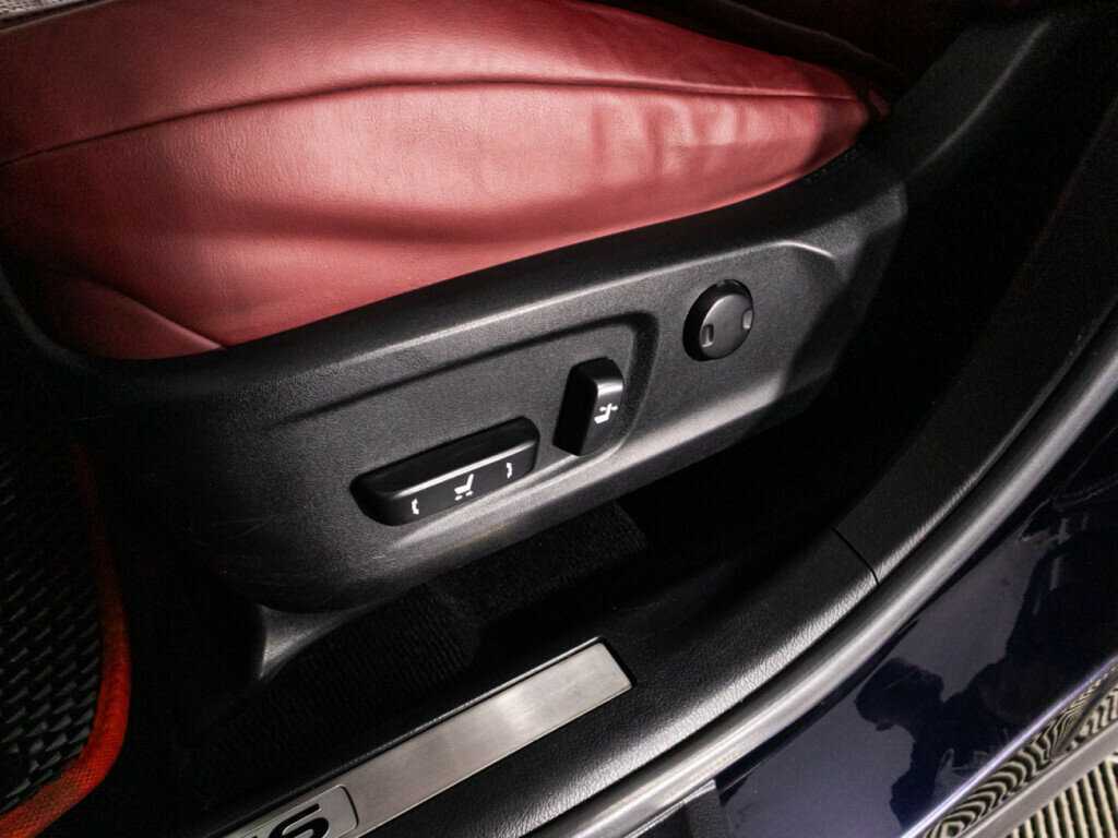 Lexus RX 200t, 2017 Фото №15