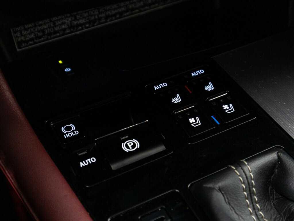 Lexus RX 200t, 2017 Фото №19