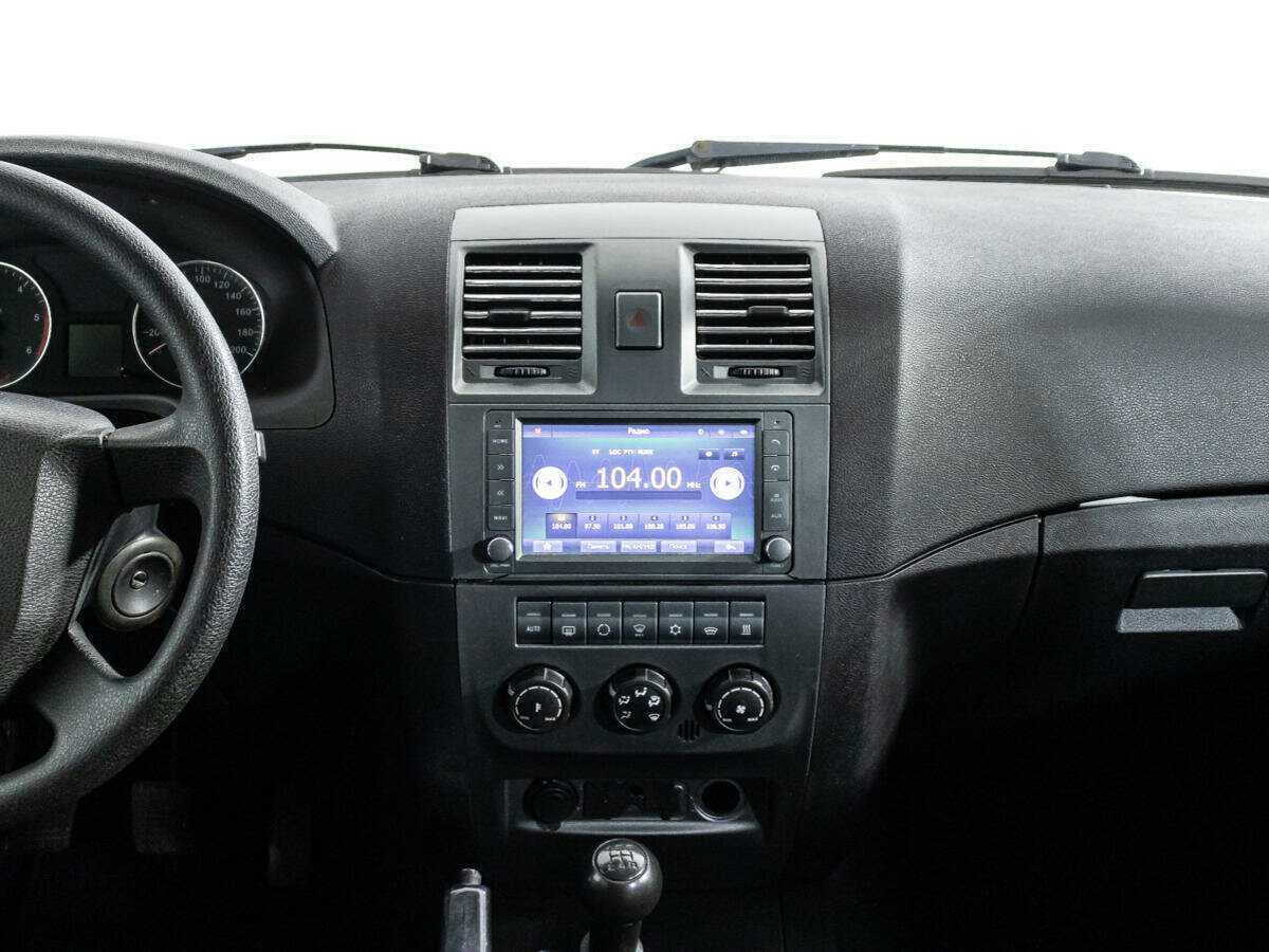 УАЗ Patriot, 2015 Фото №11