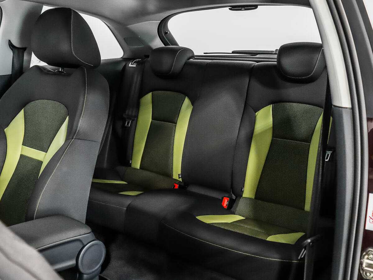 Audi A1, 2011 Фото №10