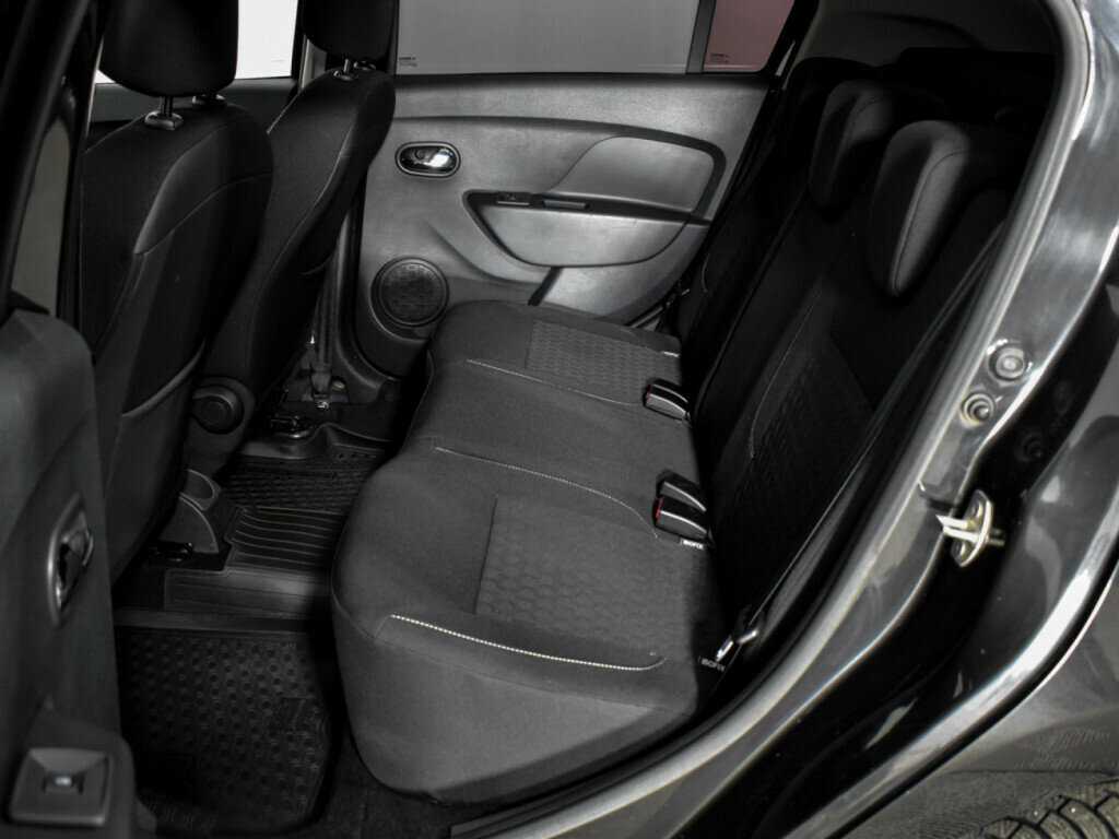 Renault Logan, 2017 Фото №9