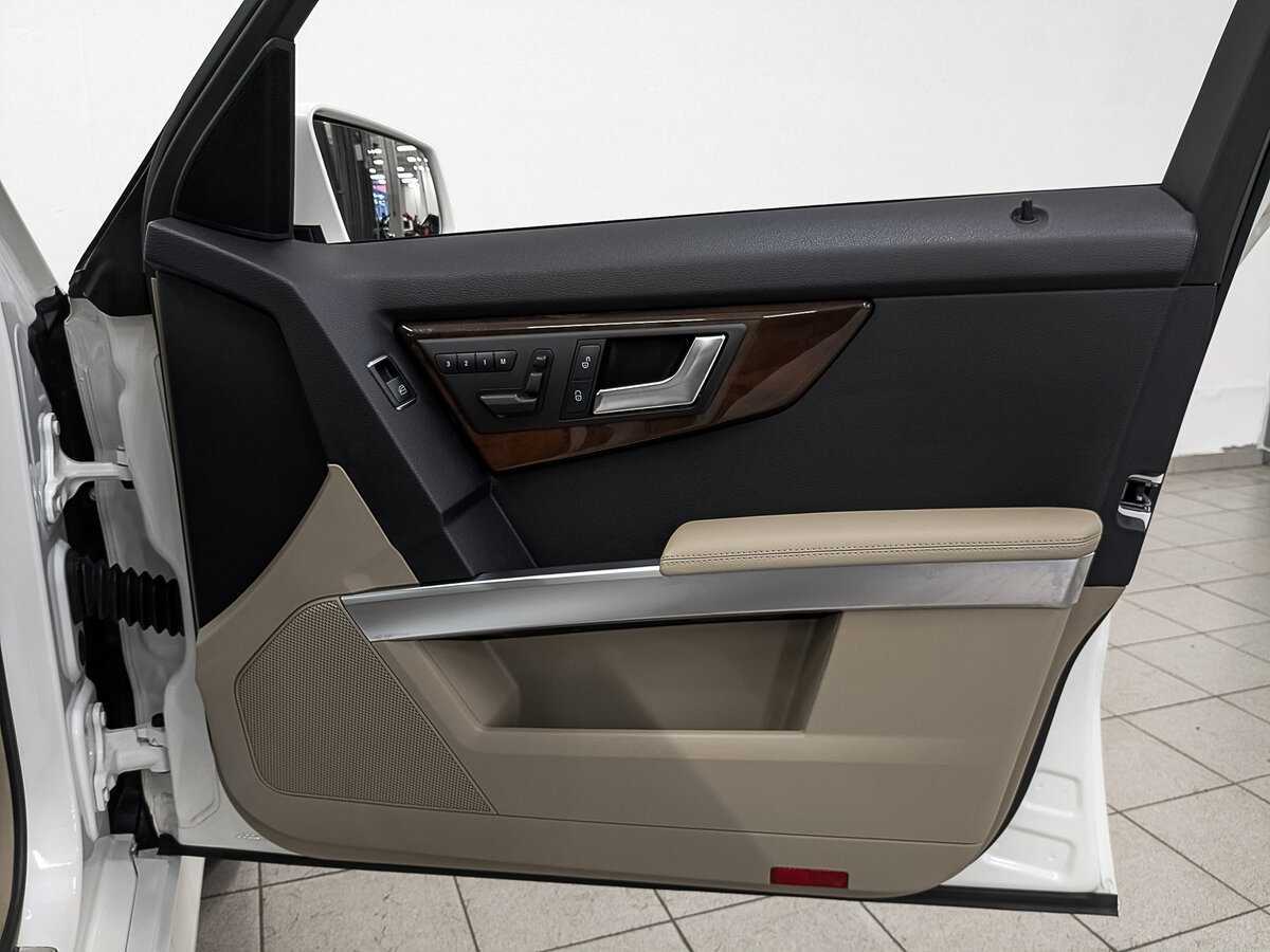 Mercedes-Benz GLK-Класс 300, 2011 Фото №25