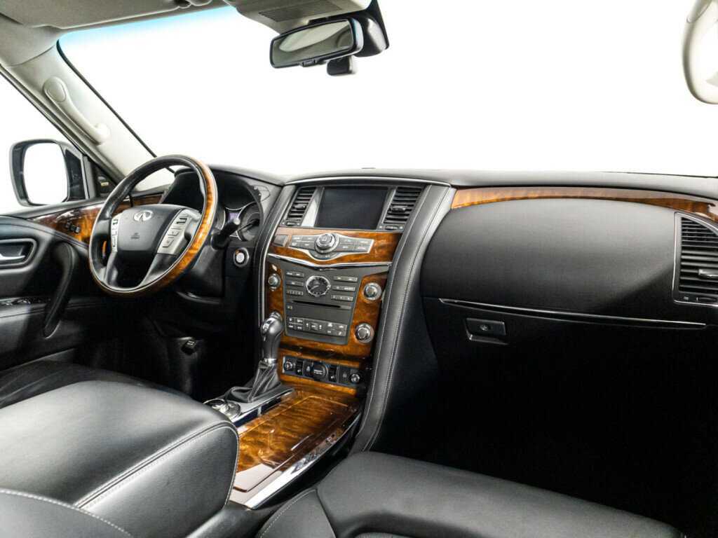 Infiniti QX80, 2017 Фото №7