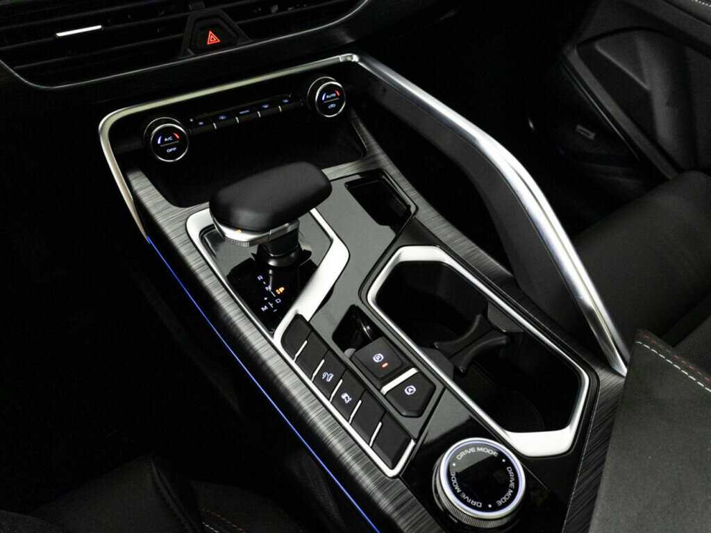 Geely Tugella, 2023 Фото №19