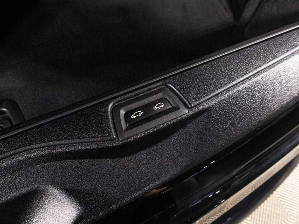 BMW X7 M50d, 2020 Фото №17