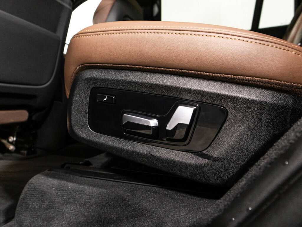 BMW X7 M50d, 2020 Фото №20