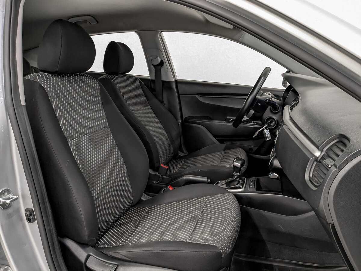 Kia Rio X-Line, 2020 Фото №23