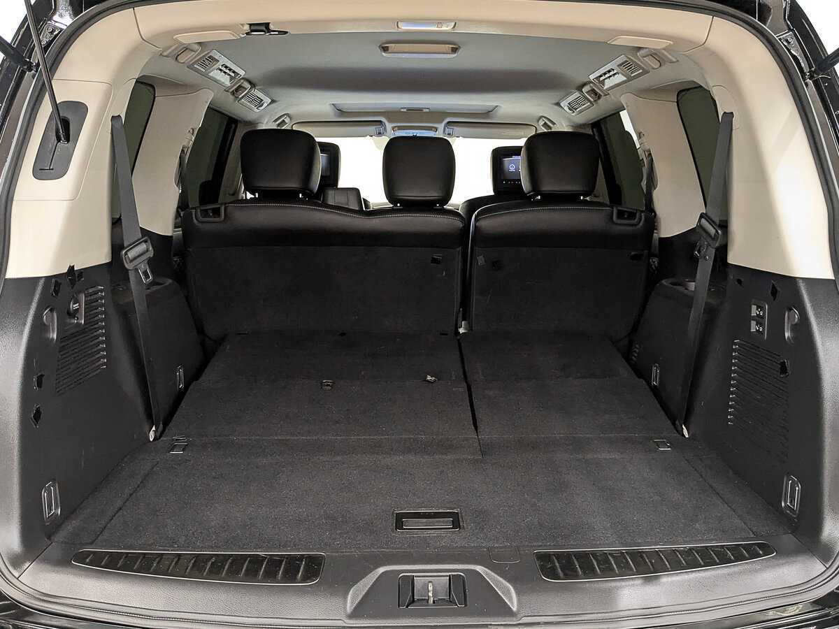 Infiniti QX80, 2018 Фото №10
