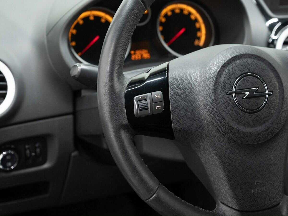 Opel Corsa, 2010 Фото №14