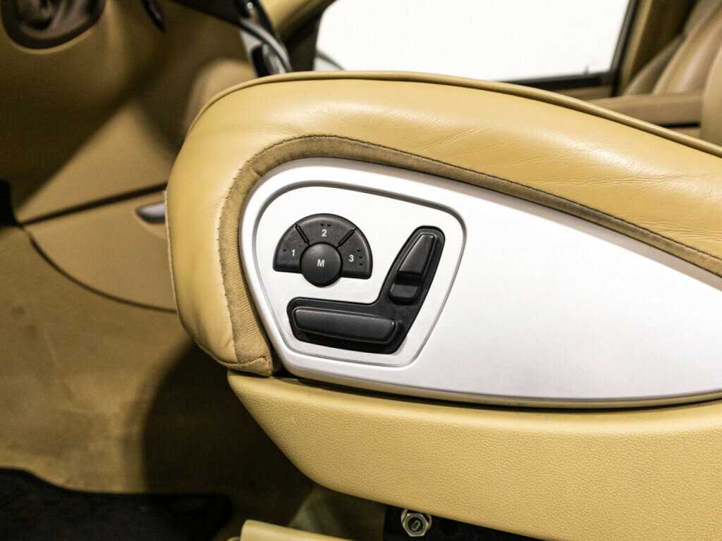 Mercedes-Benz GL-Класс 500, 2010 Фото №20