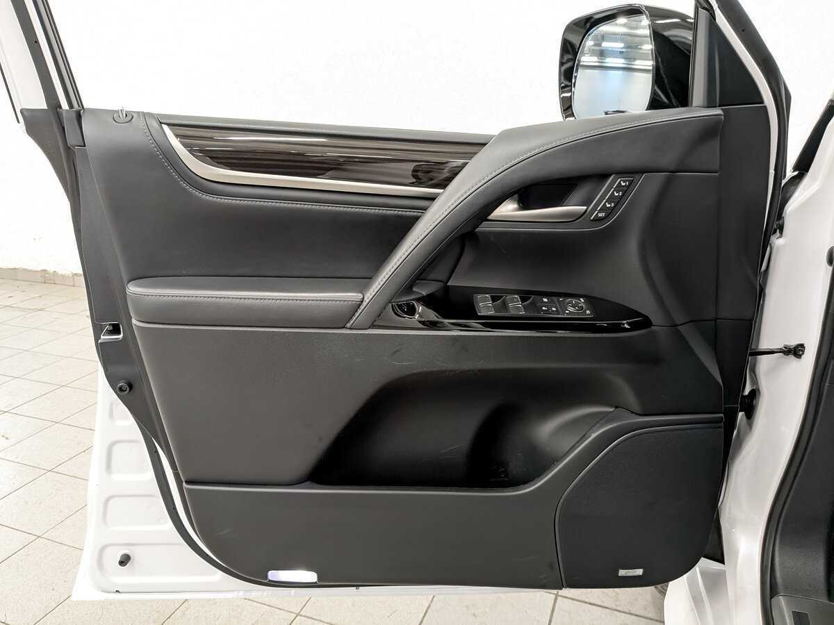 Lexus LX 450d, 2021 Фото №19